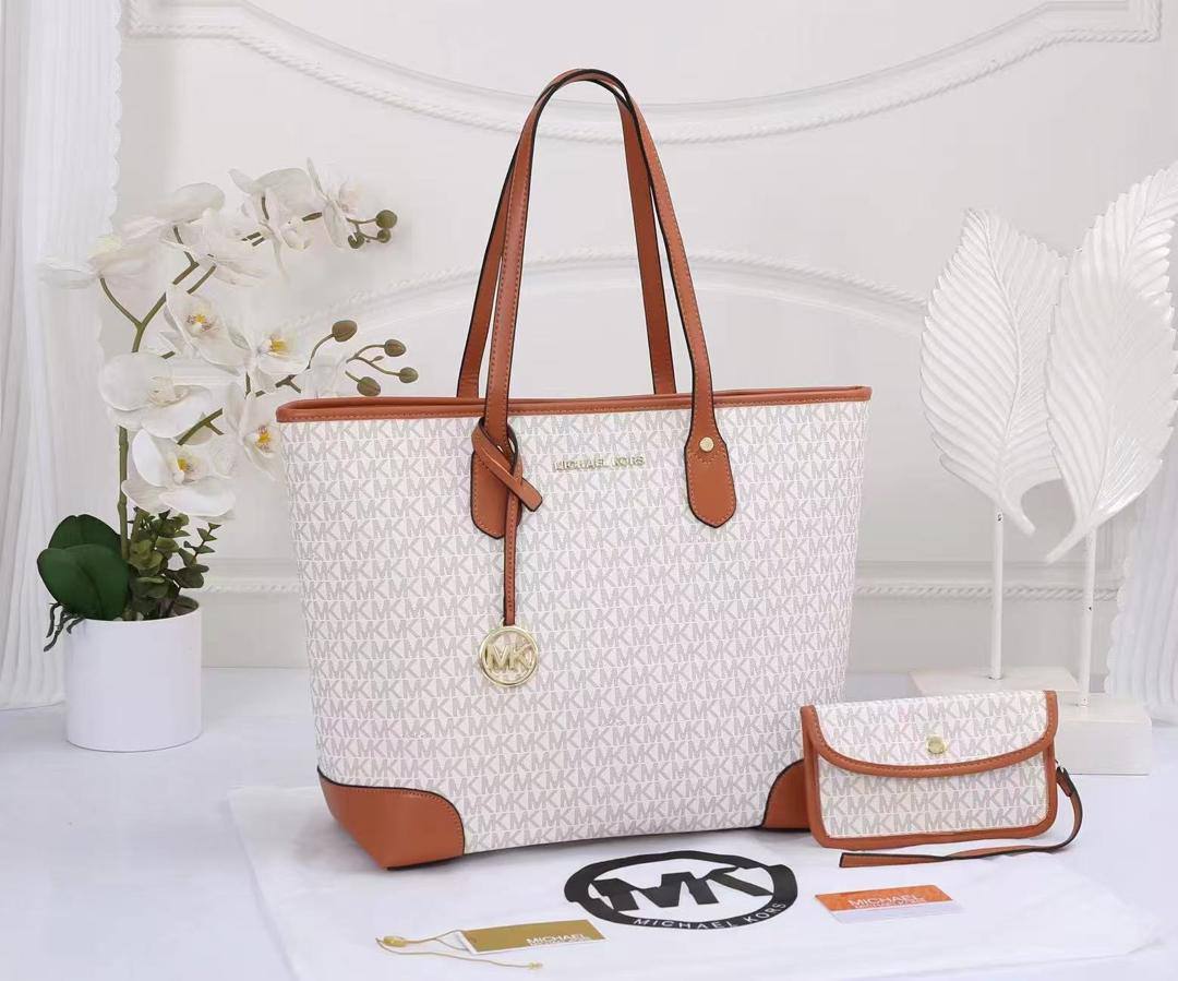 MK
100 dhs🇦🇪🇦🇪
high quality 42cm
Zain26
♥️♥️♥️
