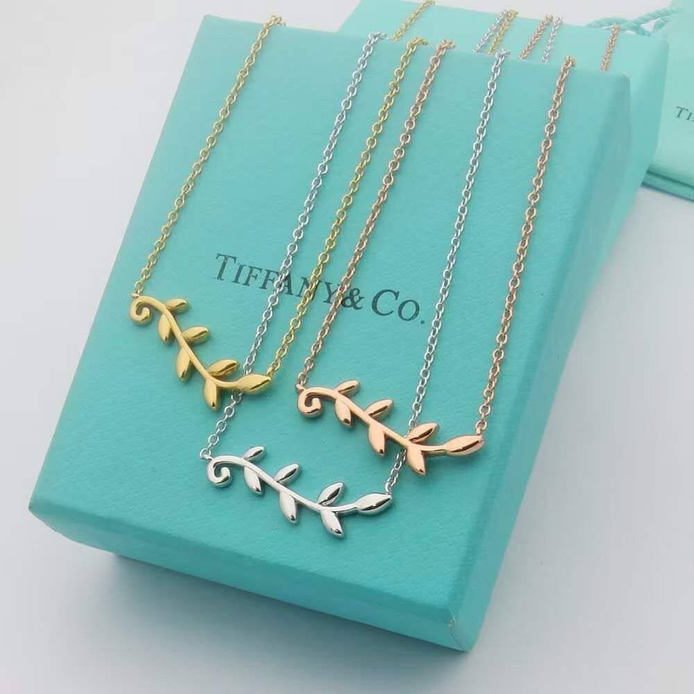 TIFFANY NECKLACE
MASTER💫✨
GOLD ROSE GOLD
SILVER
AVAILABLE
60 dhs🇦🇪🇦🇪
WITH BOX AND PAPER BAG🎁🛍️
Zain89
♥️♥️♥️