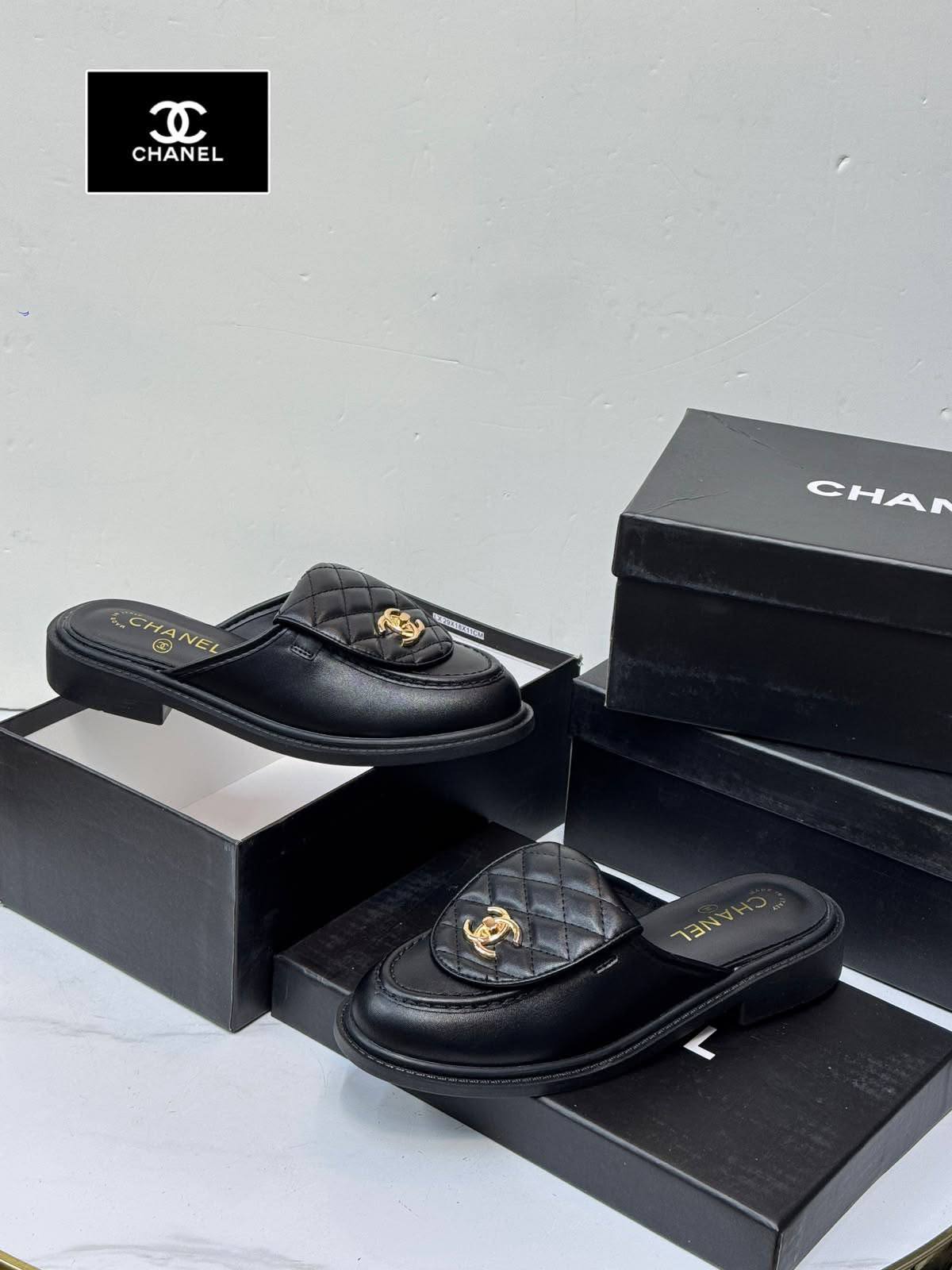 Chanel
💯high quality
Size 36-37-38-39-40-41
130 dhs✅
Zain86
♥️♥️♥️