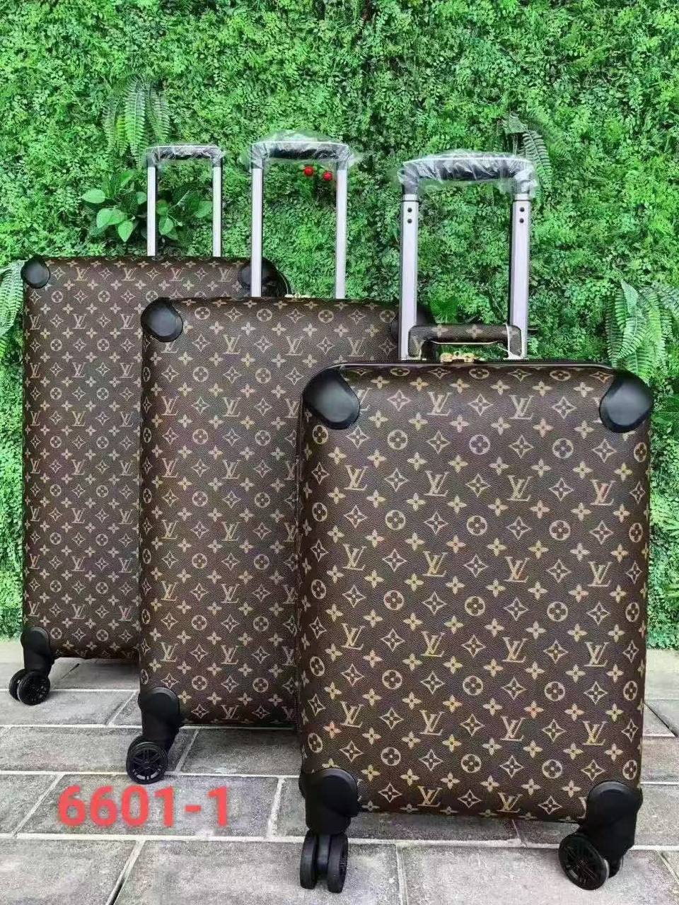Travel Bags Set
570 dhs✅
Zain200
♥️♥️♥️