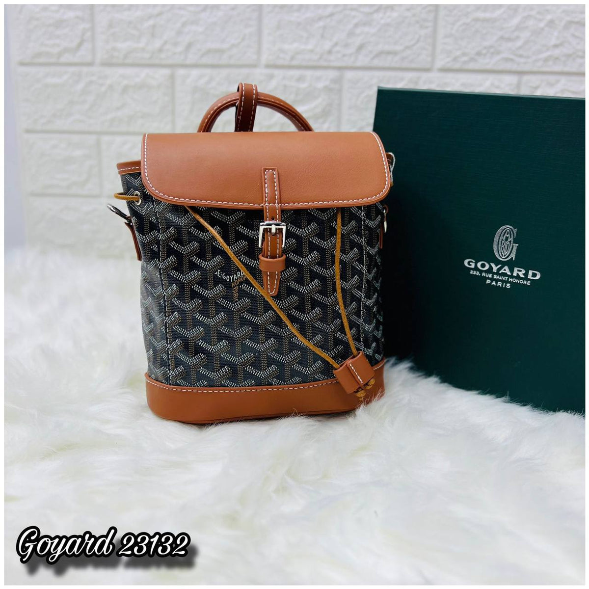 Goyard Bagpack
With Box 🎁
90 dhs🪙💚
Zain232
♥️♥️♥️