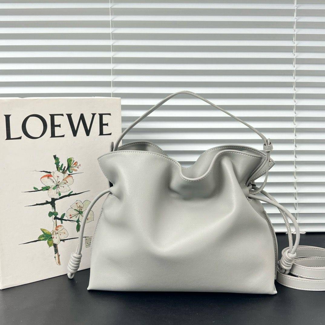 Loewe Master
320 dhs🪙🌨️
Zain228
♥️♥️♥️