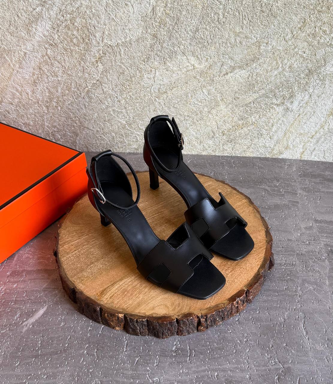 HERMES
SuperMaster Quality 💯
450 dhs🇦🇪🇦🇪
Size: 36-41 💥
Zain171
♥️♥️♥️