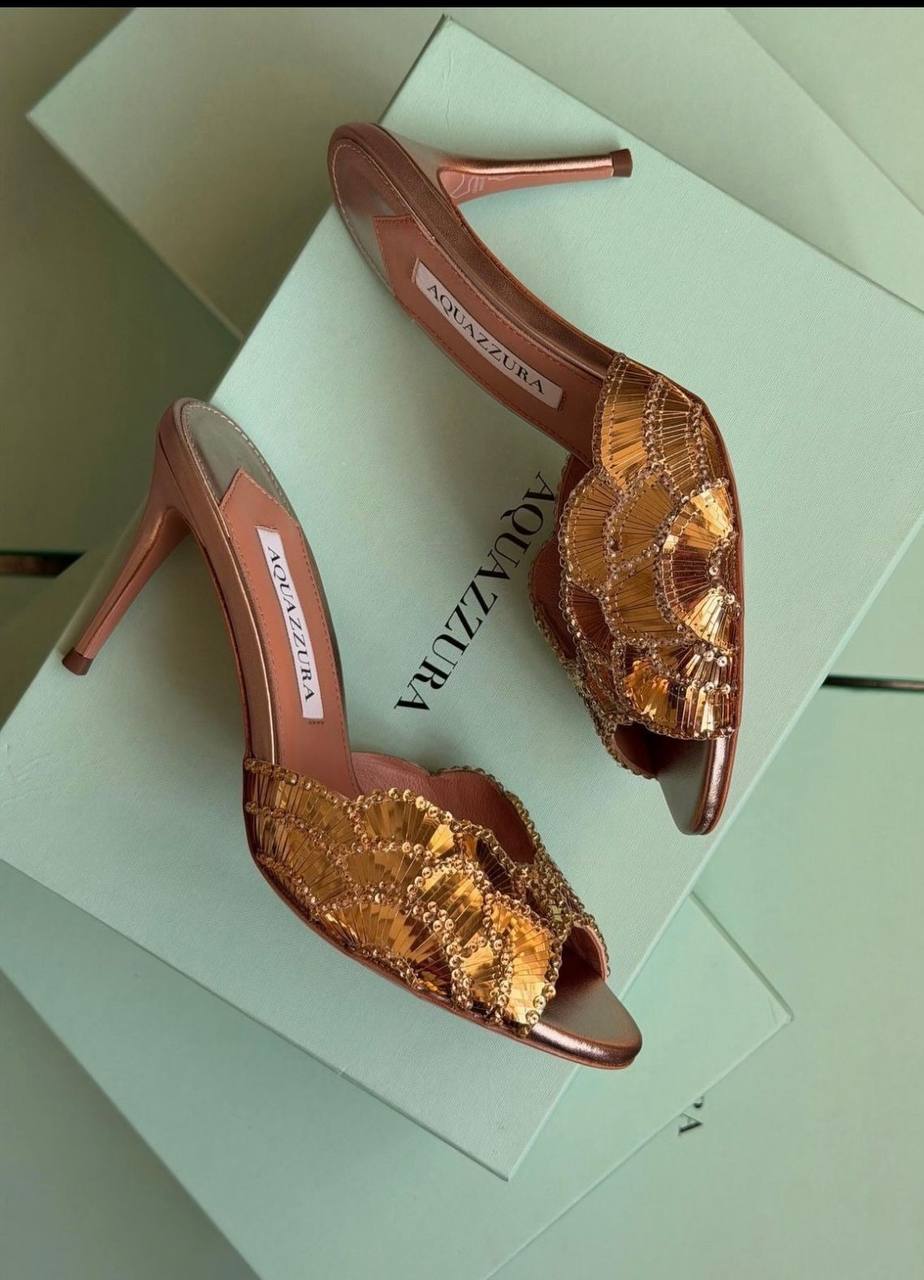 Aquazzura
Size 36-41
140 dhs✅
Zain145
♥️♥️♥️