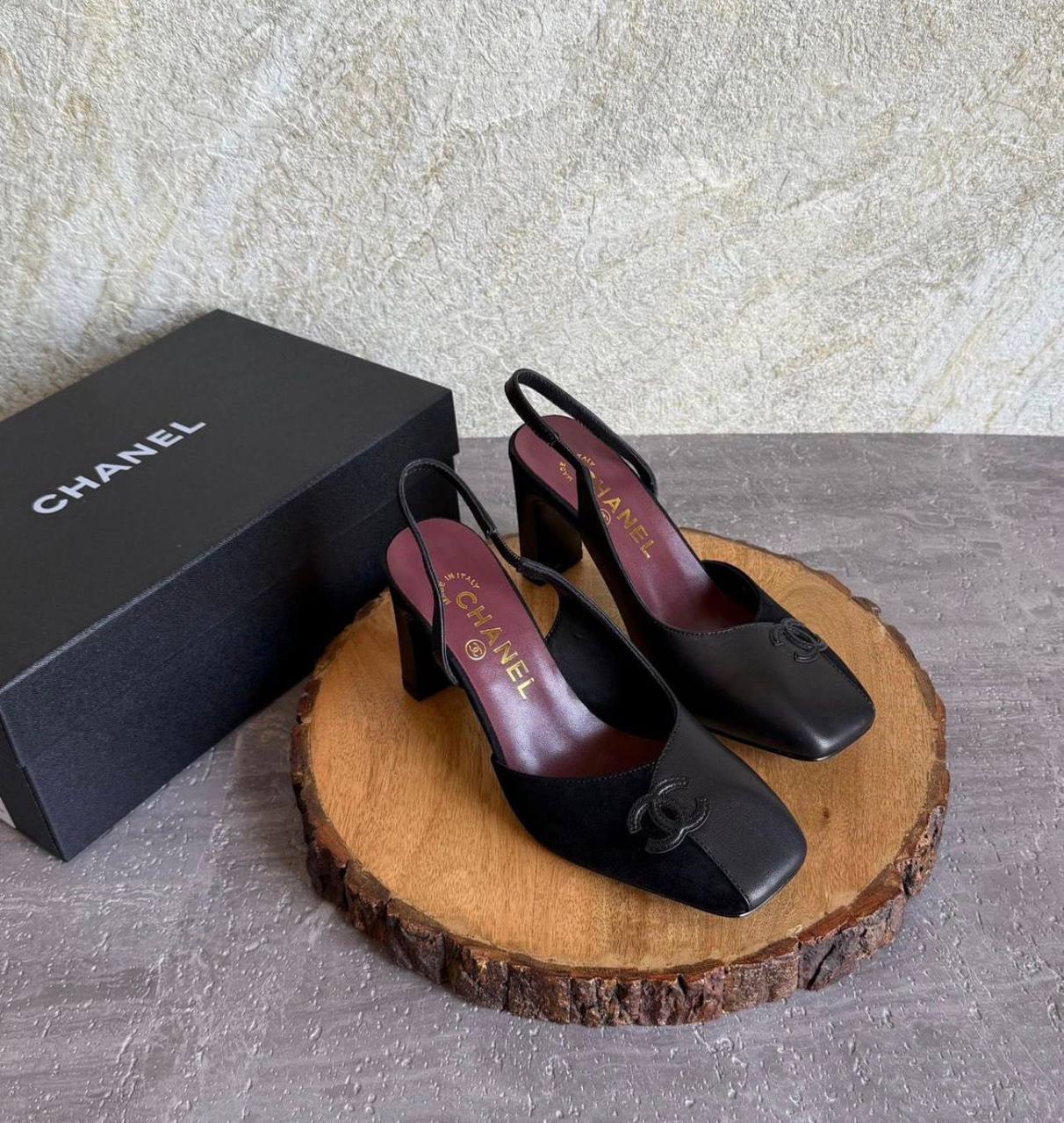CHANEL 💫😍
SuperMaster Quality 💯
450 dhs✅
Size: 36-41 💥
Zain171
♥️♥️♥️