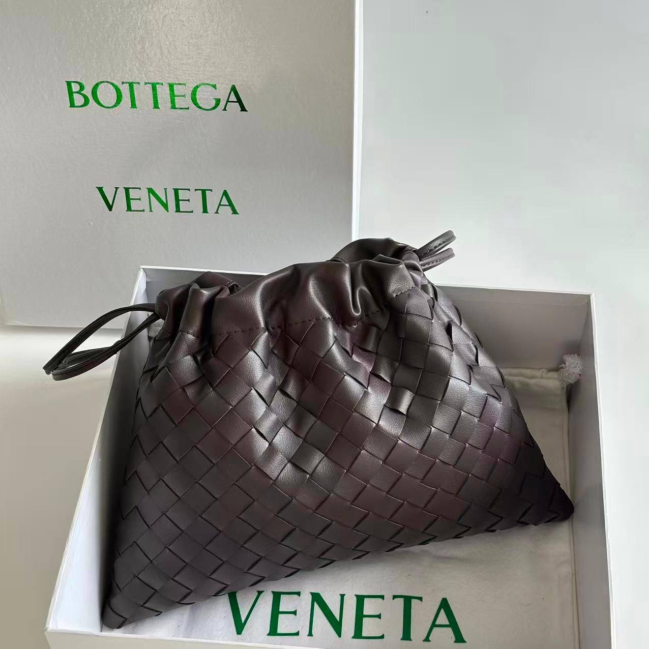 Bottega Master
330 dhs🪙🌨️
Zain131
♥️♥️♥️