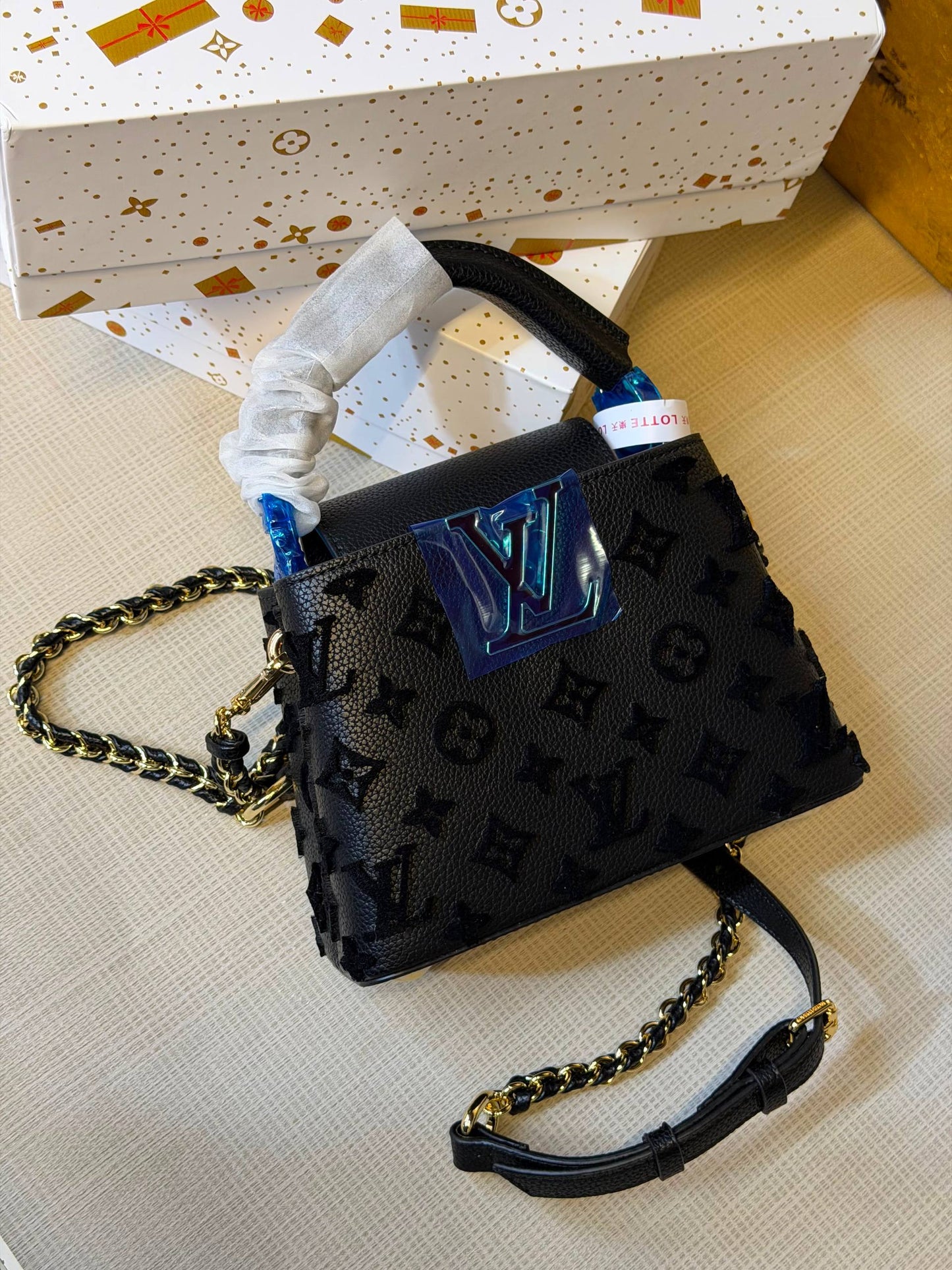 Lv master
330 dhs
Zain175
♥️♥️♥️