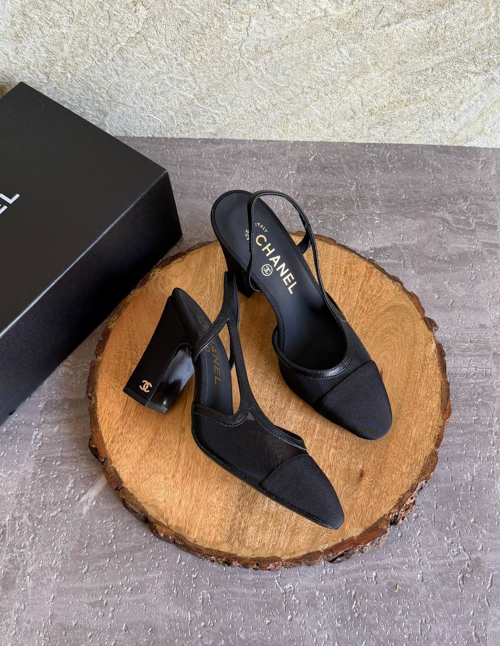 Chanel
SuperMaster Quality 💯
450 dhs✅
Size: 36-41💥
Zain171
♥️♥️♥️