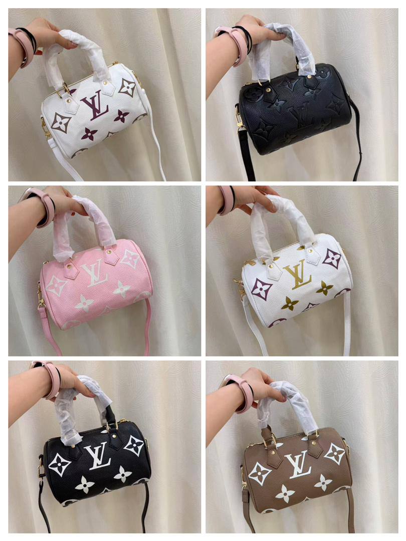 LV
90 dhs🇦🇪🇦🇪
with box
size 20×12×14cm
Zain213
♥️♥️♥️