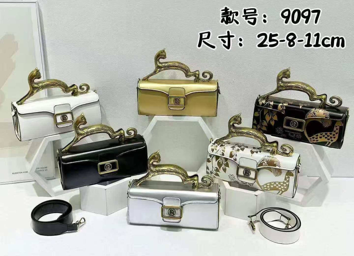 Lanvin bag
135 dhs🇦🇪🇦🇪
Without box
Zain299
♥️♥️♥️