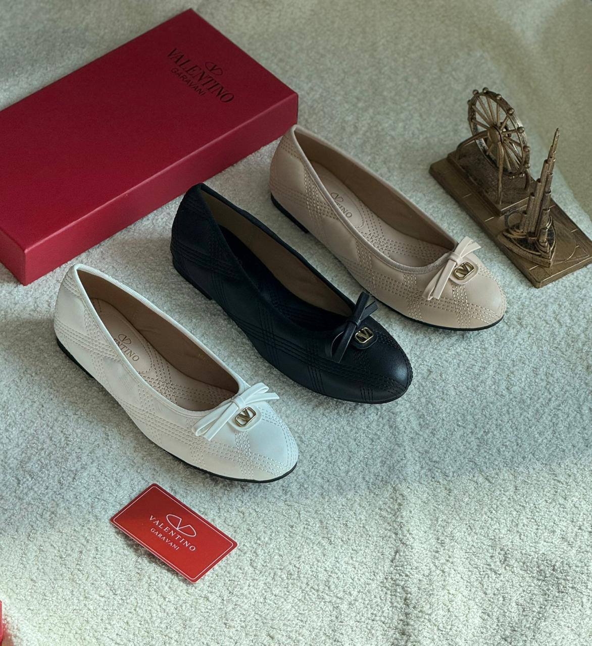 New. Valentino ballerina
Size . 36. to 41
110 dhs🪙🌨️
Zain80
♥️♥️♥️