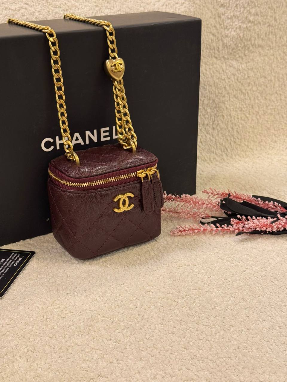 Chanel
Master🌺🌺
Micro Size Box
230 dhs✅
Zain131
♥️♥️♥️