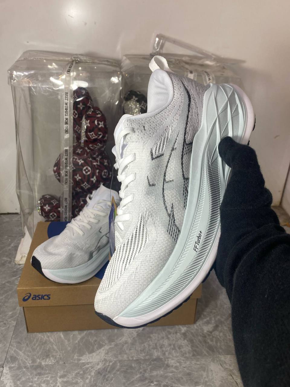 ASICS Superblast 2 'White Cool Grey'
36-45 AVAILABLE 🤩
220 dhs✅
Zain242
♥️♥️♥️