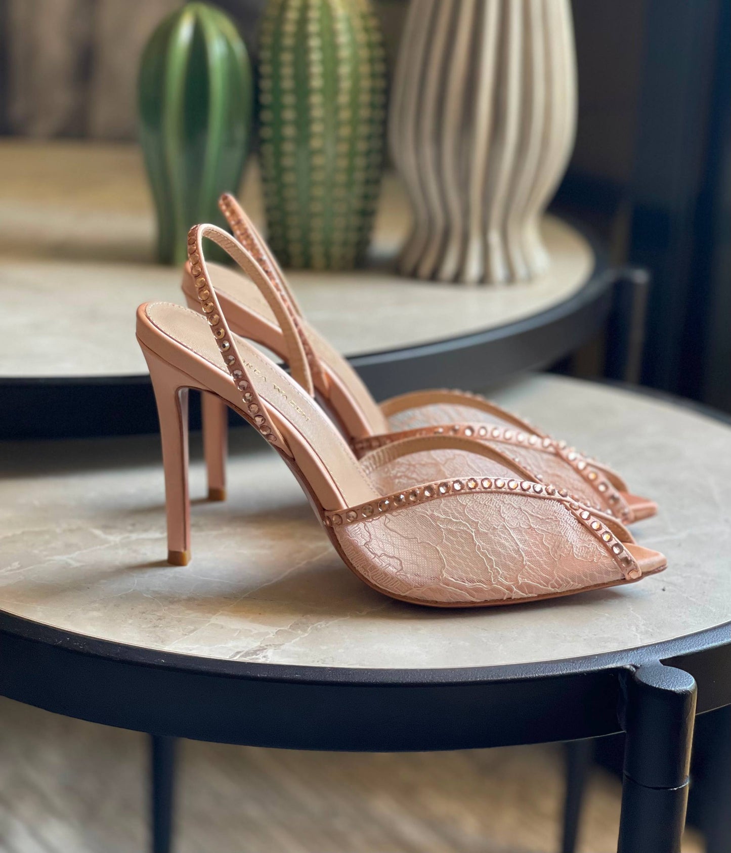 ANDREA WAZEN
Vip quality
Size 36 to 41
450 dhs✅
Zain113
♥️♥️♥️