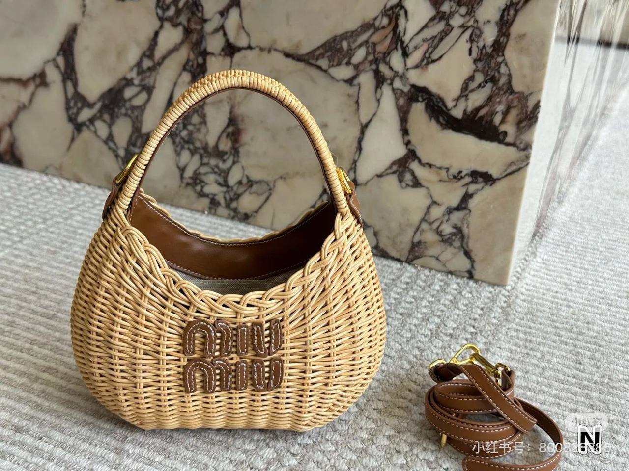 Miu Miu
Master
Small 250 dhs✅
Big 270 dhs✅
Zain141
♥️♥️♥️