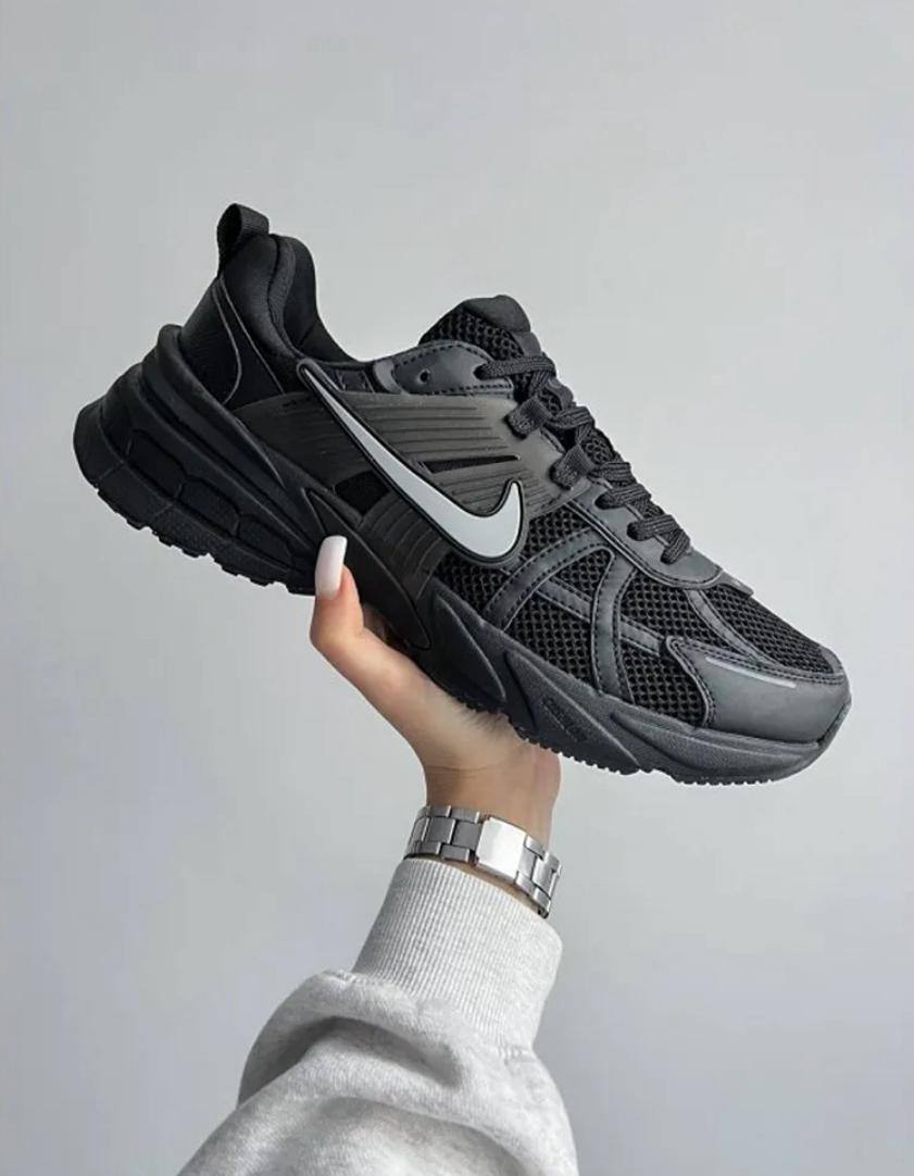NIKE
Size 40-45⚡️
120 dhs💓
Zain183
♥️♥️♥️