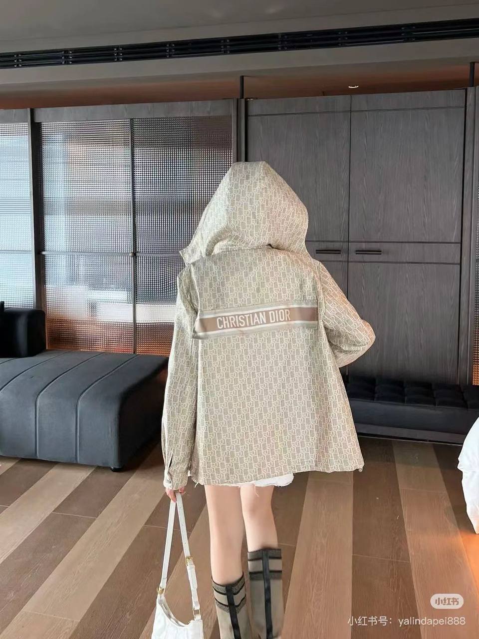 *New collections 💕💕
280 dhs🪙💕
*good quality
*Sizes:S M L xl*
*AVAILABL
Zain231
♥️♥️♥️