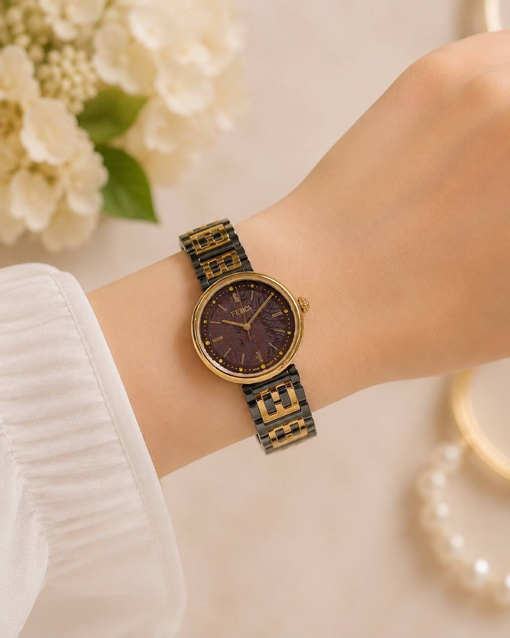 FENDI LADY
240 dhs🇦🇪🇦🇪
Zain304
♥️♥️♥️