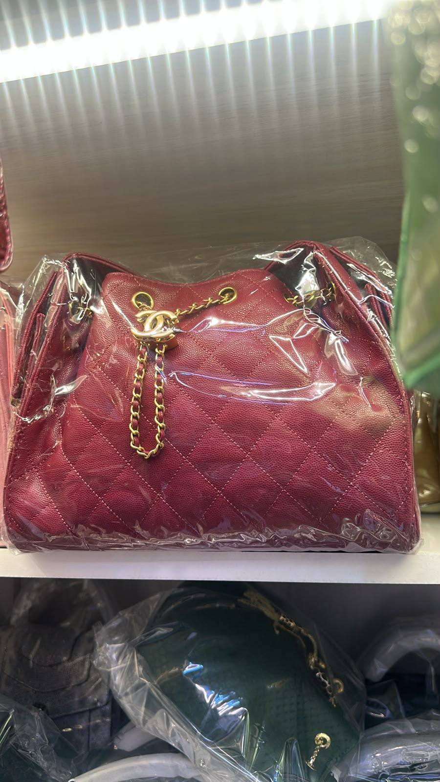 Chanel
300 dhs
Master
Zain153
♥️♥️♥️