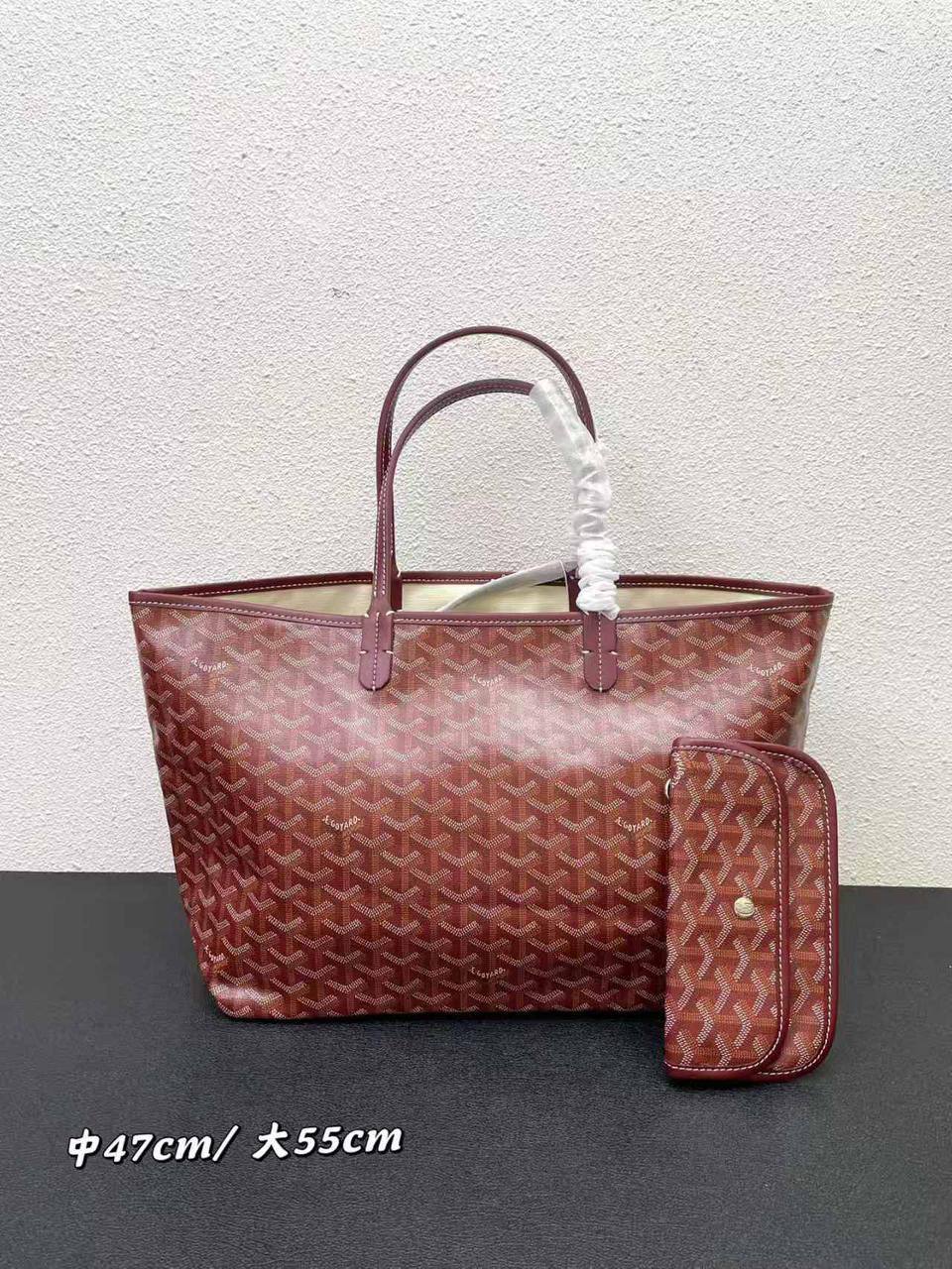Goyard
180 dhs🪙🌨️
#canvas material inside🧑🏻🎄
Zain228
♥️♥️♥️