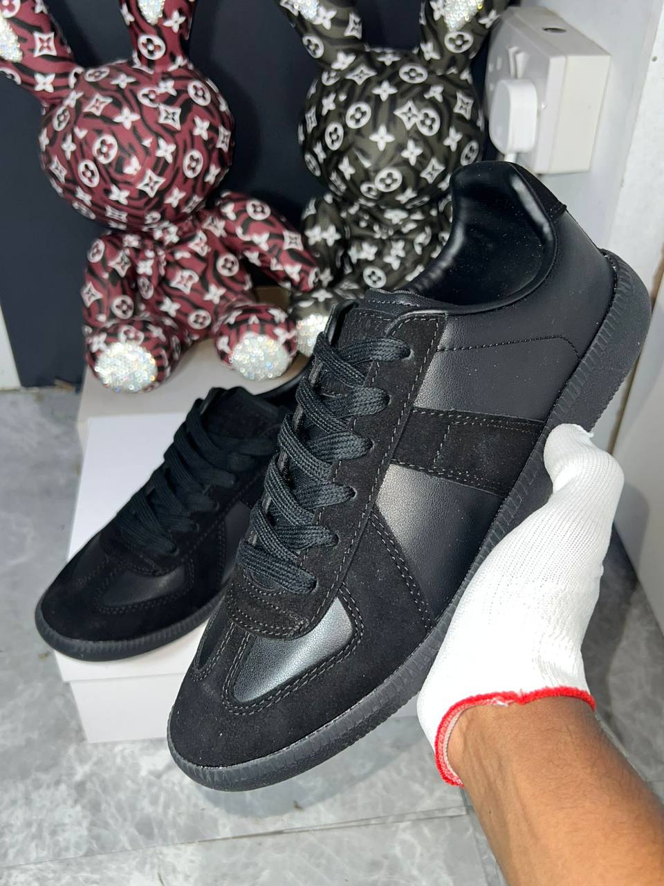 Maison Margiela Replica 'Black' 🖤
Size 36-45 AVAILABLE 🤩
200 dhs🪙💕
Zain242
♥️♥️♥️