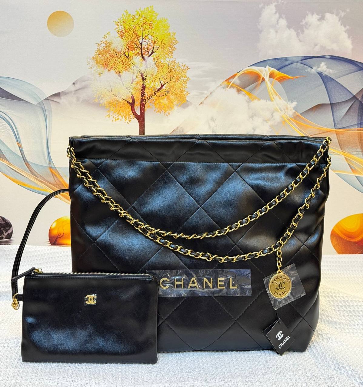 CHANEL
Best quality
without box
115 dhs🇦🇪🇦🇪
size 36CM
Zain290
♥️♥️♥️
