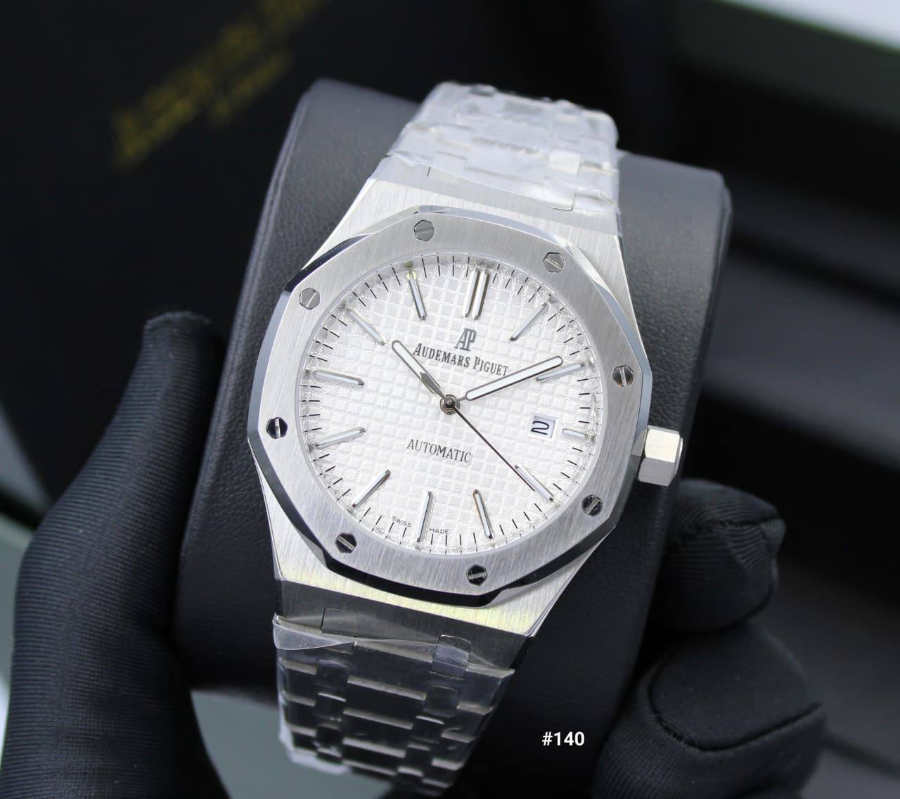AP MEN AUTOMATIC 41MM
240 dhs❣️
Zain58
♥️♥️♥️