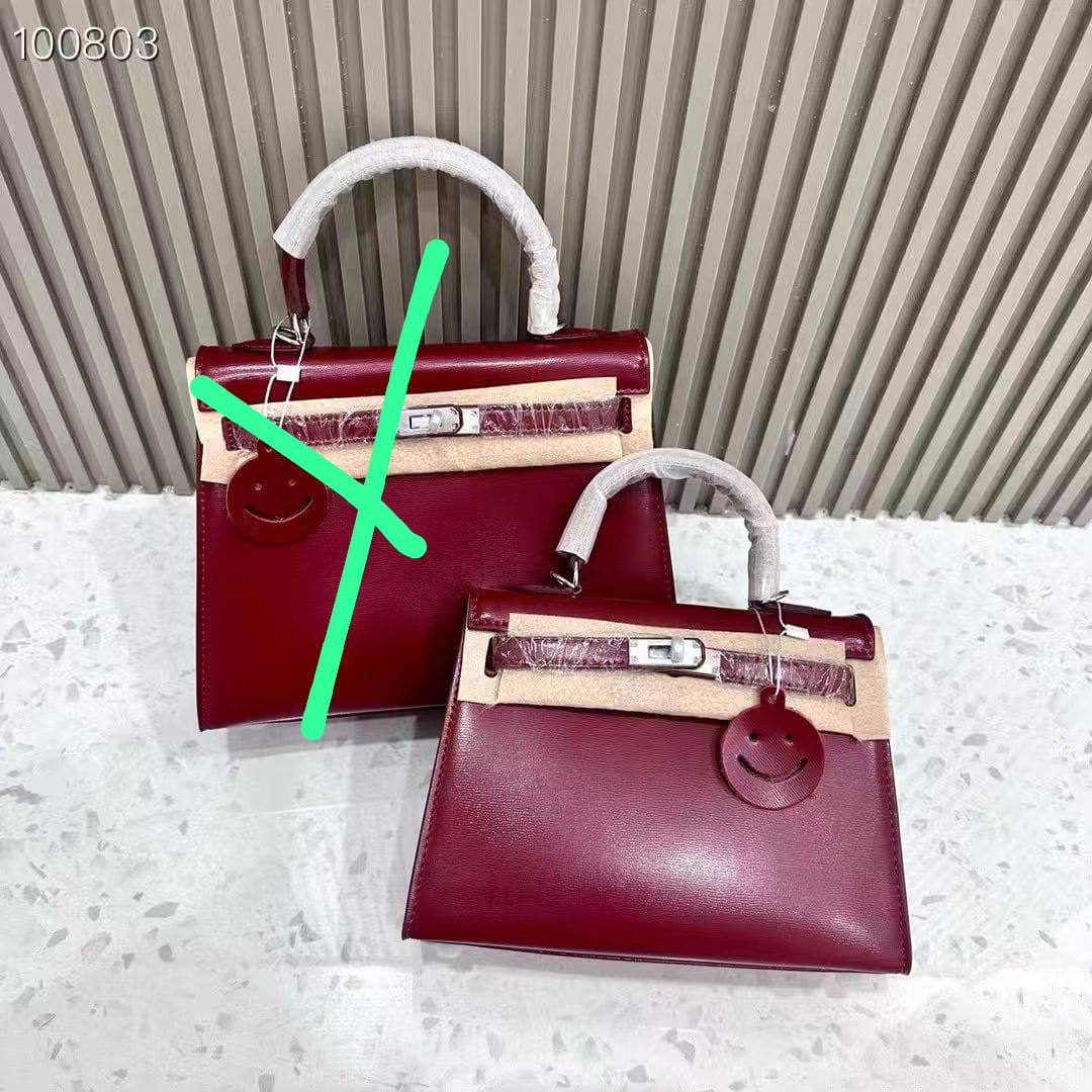 Hermes
GOOD QUALITY
120 dhs✅
SIZE 25 CM
Zain200
♥️♥️♥️