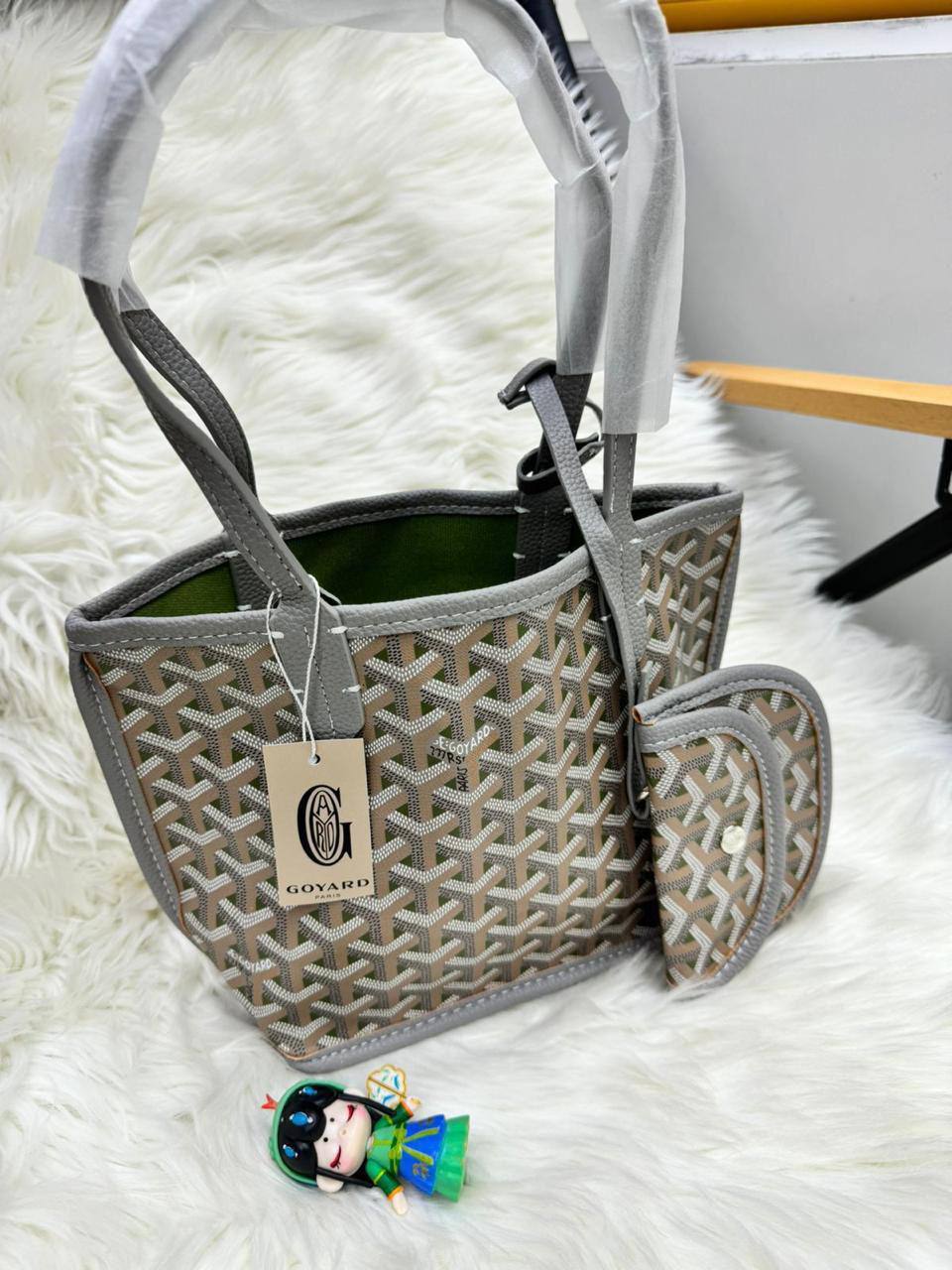 Goyard Small
Size : 29 * 20 cm
75 dhs🪙
Zain115
♥️♥️♥️