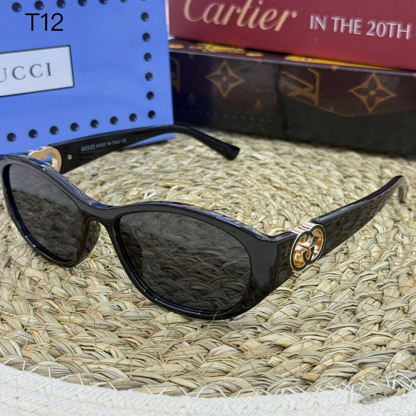 GUCCI❤️🔥
Sunglasses 🕶️
Copy one❣️
good quality 💯
With master box 🗃️
50 dhs❣️
Zain216
♥️♥️♥️