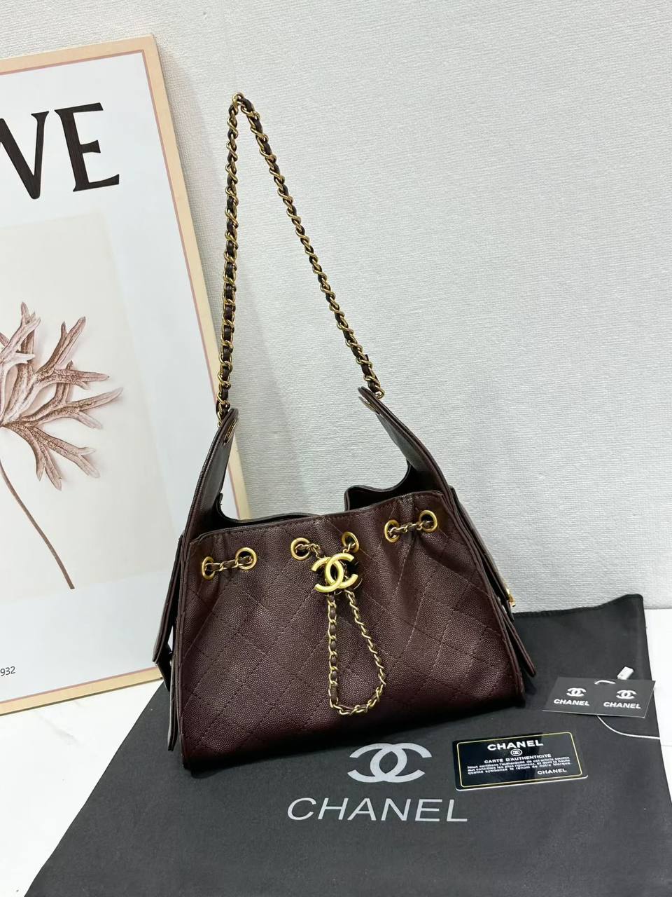 CHANEL
25cm
110 dhs💛
Zain44
♥️♥️♥️