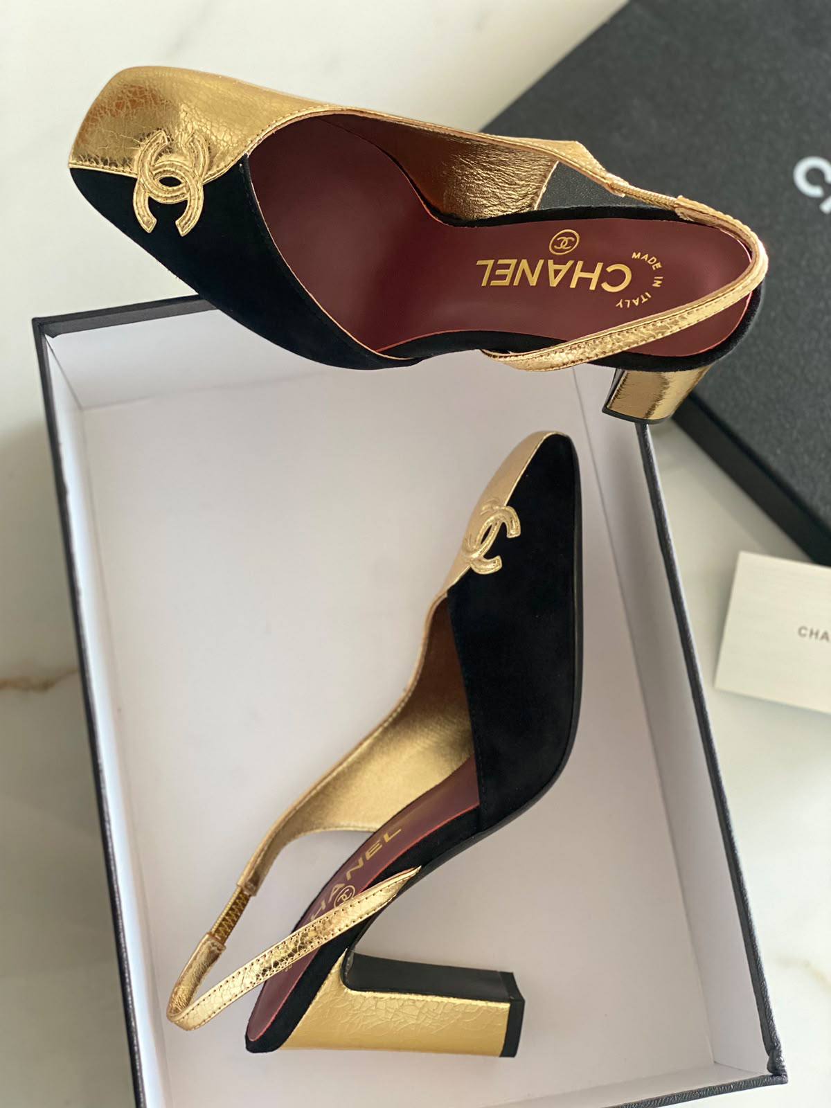Chanel shoes
AAA master quality
Size 37…….41
480 dhs🇦🇪🇦🇪
Available again
Zain180
♥️♥️♥️