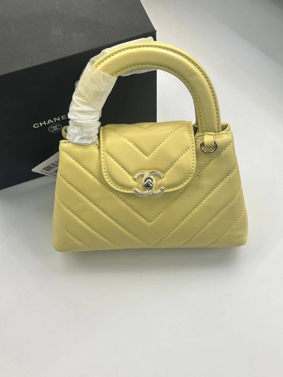 Chanel
Master🌺🌺
240 dhs💓
Zain141
♥️♥️♥️