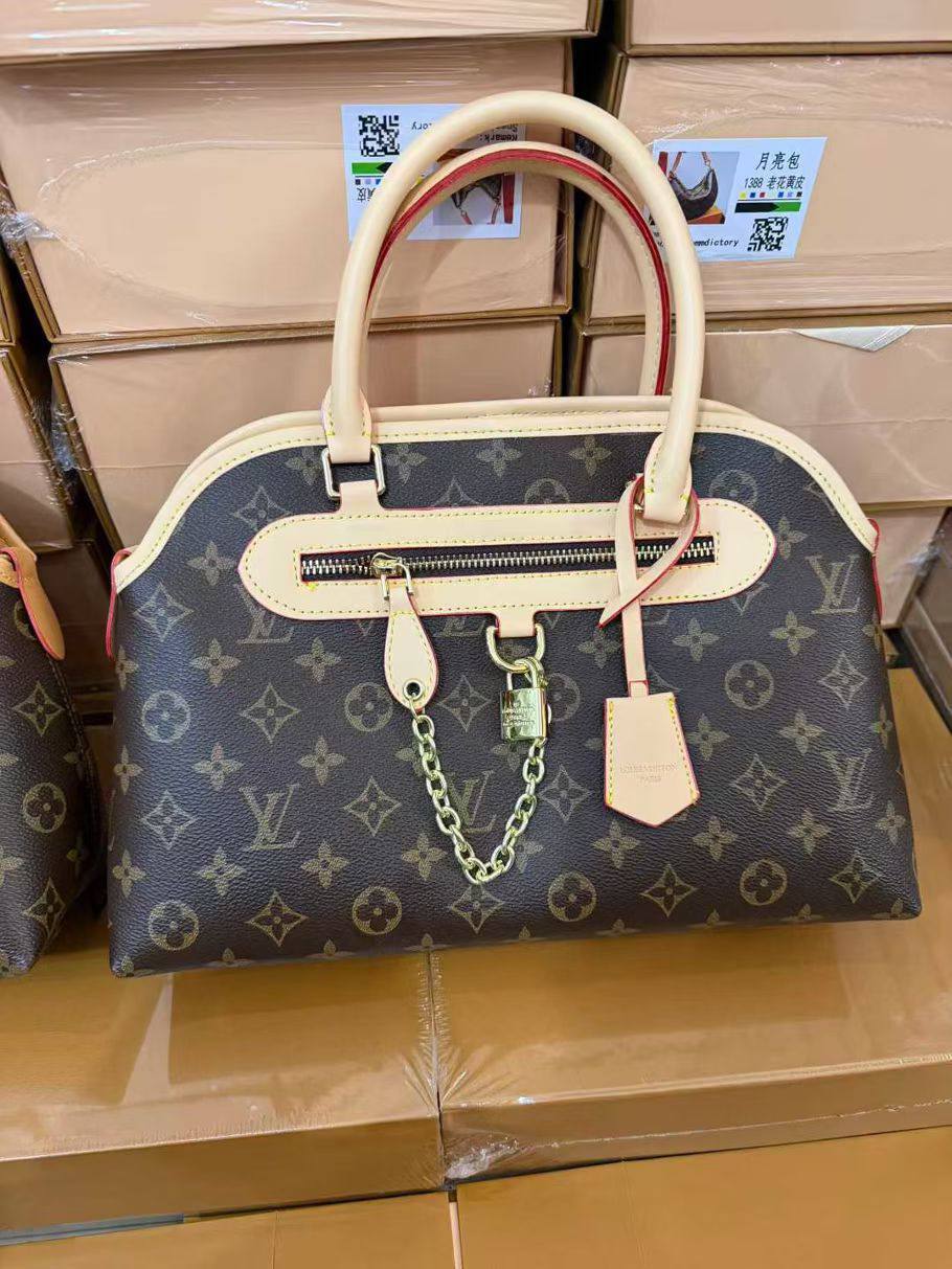 LV
withbox
🎁🎁🎁
120 dhs🪙🌨️
Zain143
♥️♥️♥️