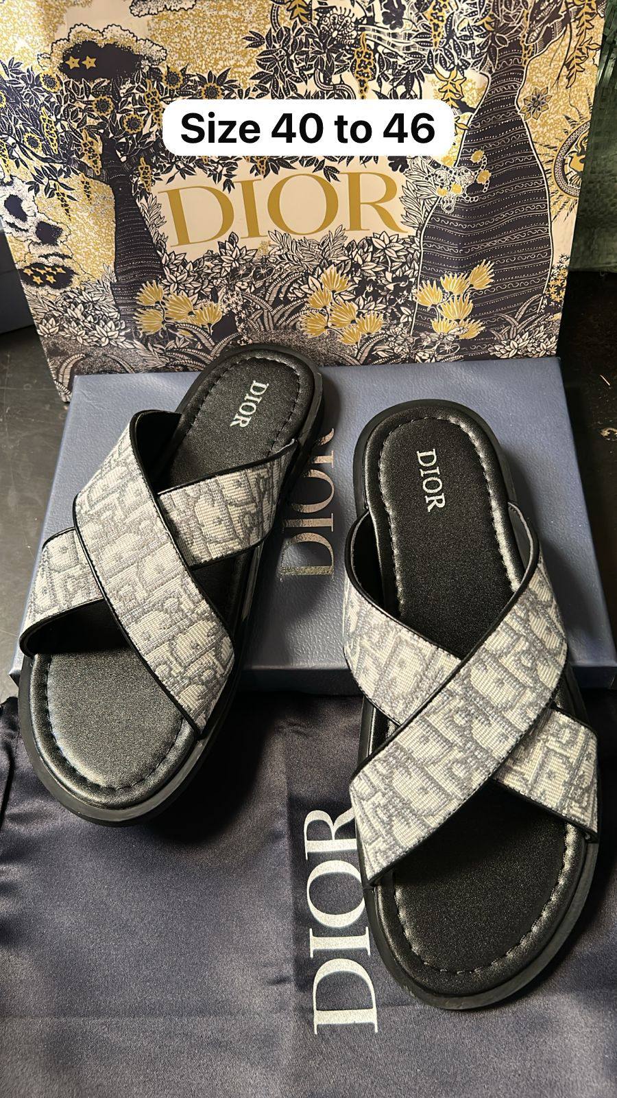 Dior - LV
size 40 to 46
100 dhs🗽
Zain146
♥️♥️♥️