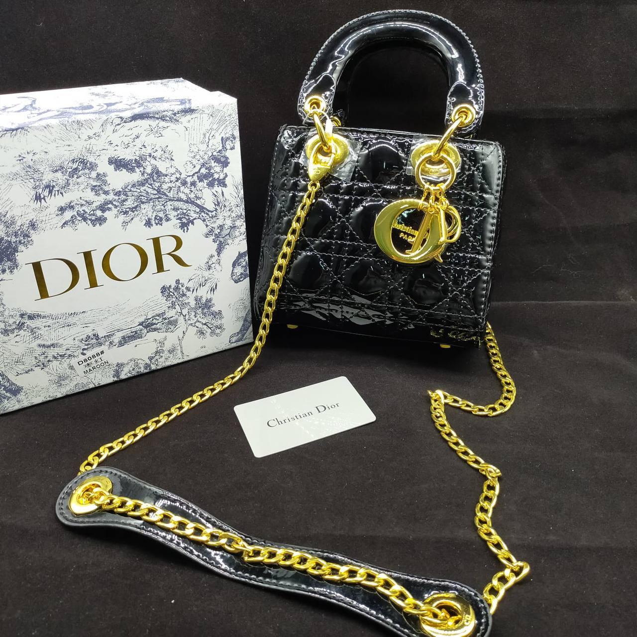 Dior
110 dhs💓
withbox
🎁🎁🎁
Zain235
♥️♥️♥️