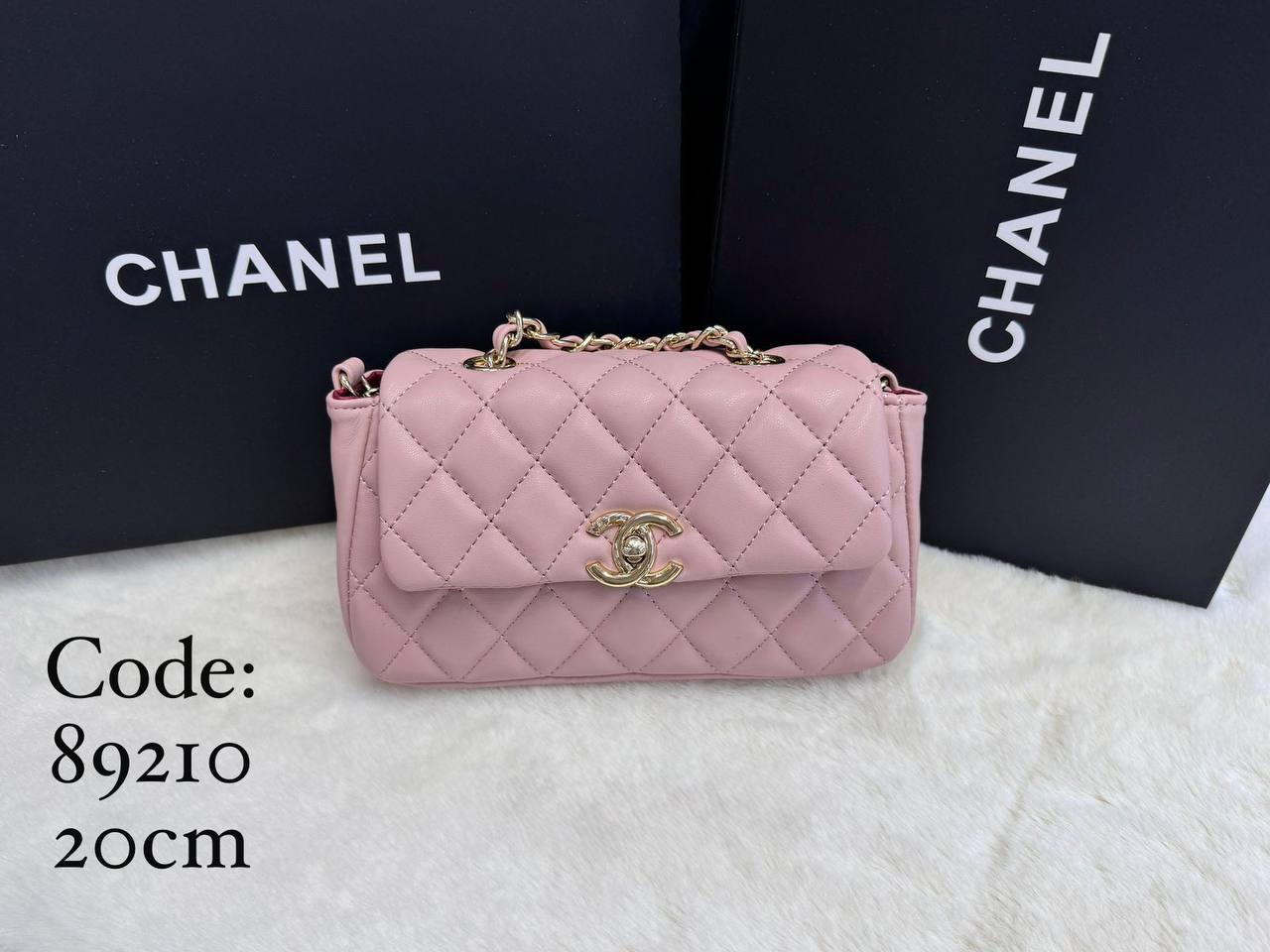 ᴄʜᴀɴᴇʟ ss20 ғʟᴀᴘ
ɢᴏʟᴅ ʜᴀʀᴅᴡᴀʀᴇ
ᴡɪᴛʜʙᴏx
🎁🎁🎁
ϙᴜᴀʟɪᴛʏ:ʟᴀᴍʙsᴋɪɴ
90 dhs🪙🌨️
Zain56
♥️♥️♥️