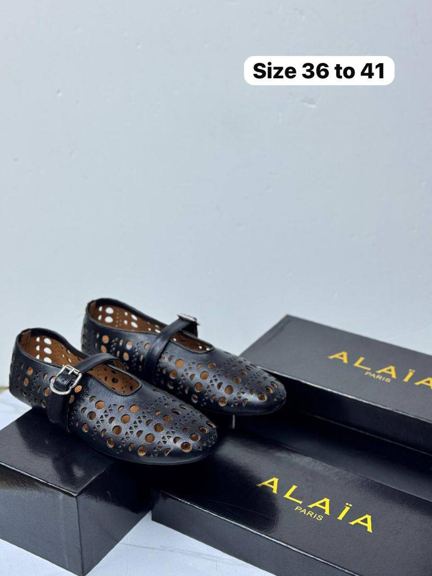 ALAIA
105 dhs✅
Zain21
♥️♥️♥️