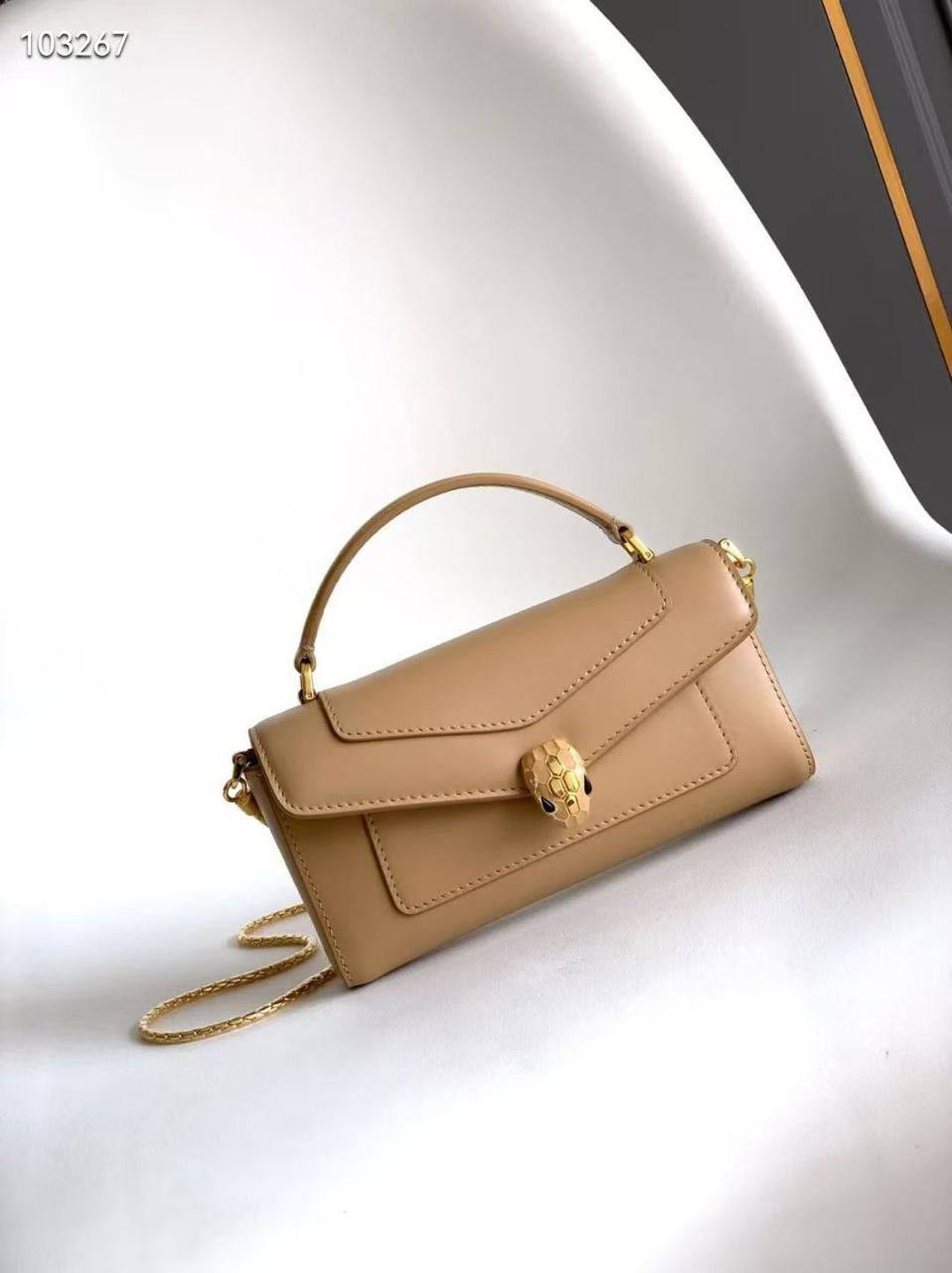 Bvlgari Master
350 dhs✅
#20cm
#with box 🥰🥰
Zain228
♥️♥️♥️