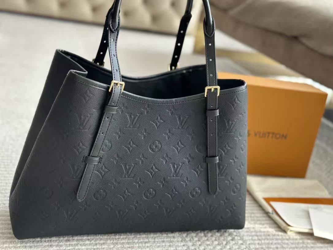 LV
Master💓💓💓
330 dhs✅
Zain153
♥️♥️♥️