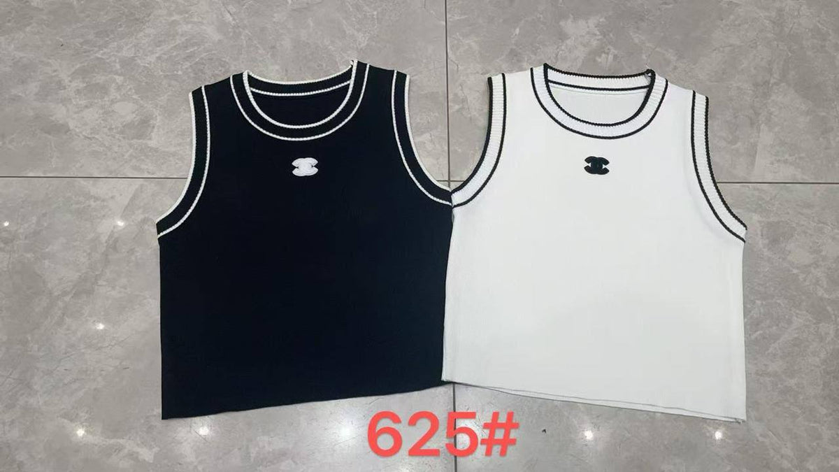 Chanel top
65 dhs
Zain310
♥️♥️♥️