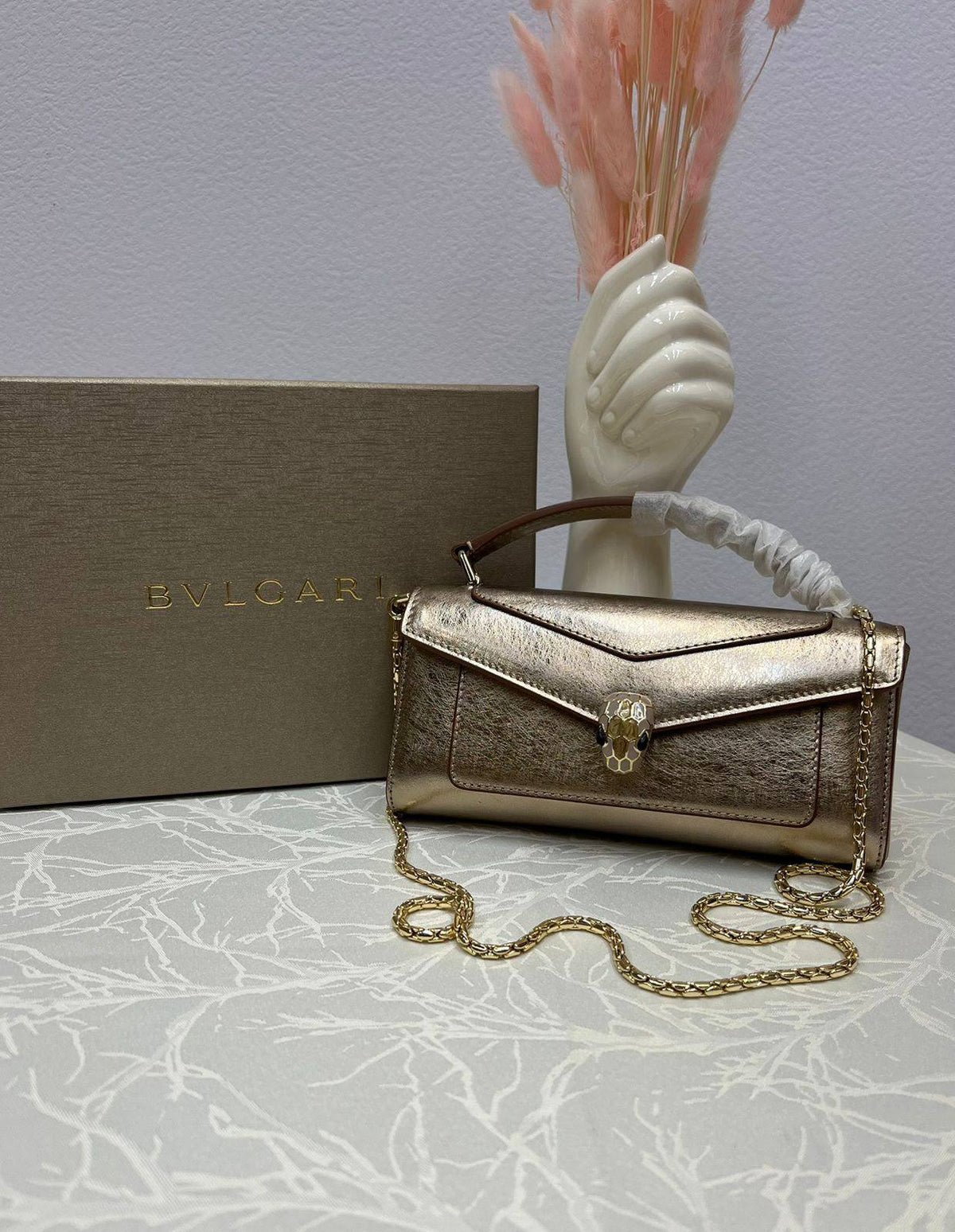 Zain Corner Store copy & master bags shoes & more Valentino - JW PEI - BOTTEGA - D&G - PRADA - PATEK - Chanel - Fendi - Dior - MK - Loro Piana - LV - Aquazzura - Jimmy Choo - Christian Louboutin - Van Cleef - APM - Rolex - Cartier - Hermes - Gucci - Polene - ALO - Coach - Loewe - Adidas - Nike - YSL - QC - POLO - Long Champ - Goyard - Messika - Versace - Chole - Alaia & MORE