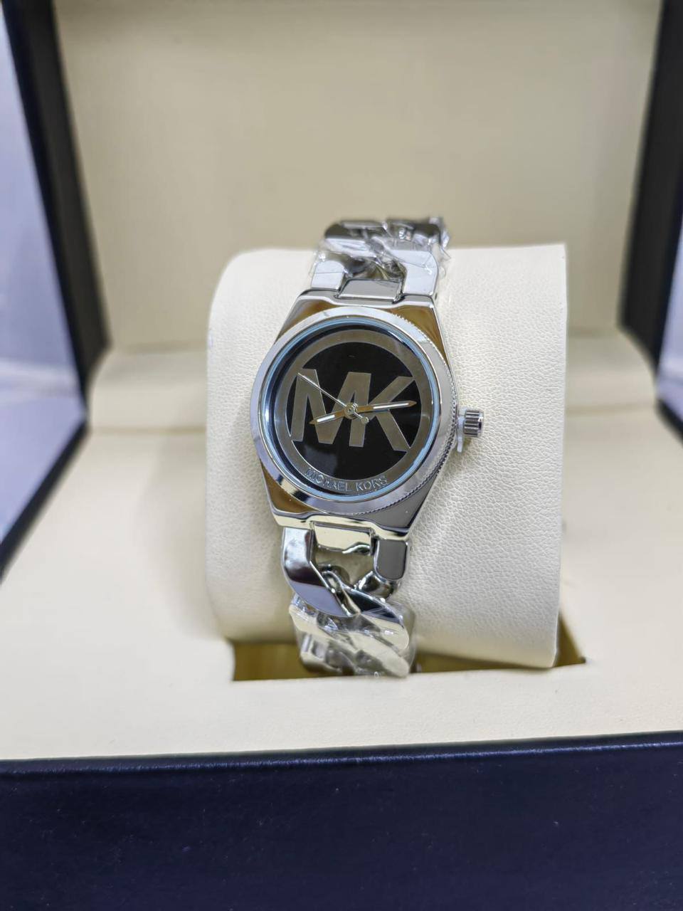 Mk ladies Available
55 dhs🪙🌨️
Zain08
♥️♥️♥️