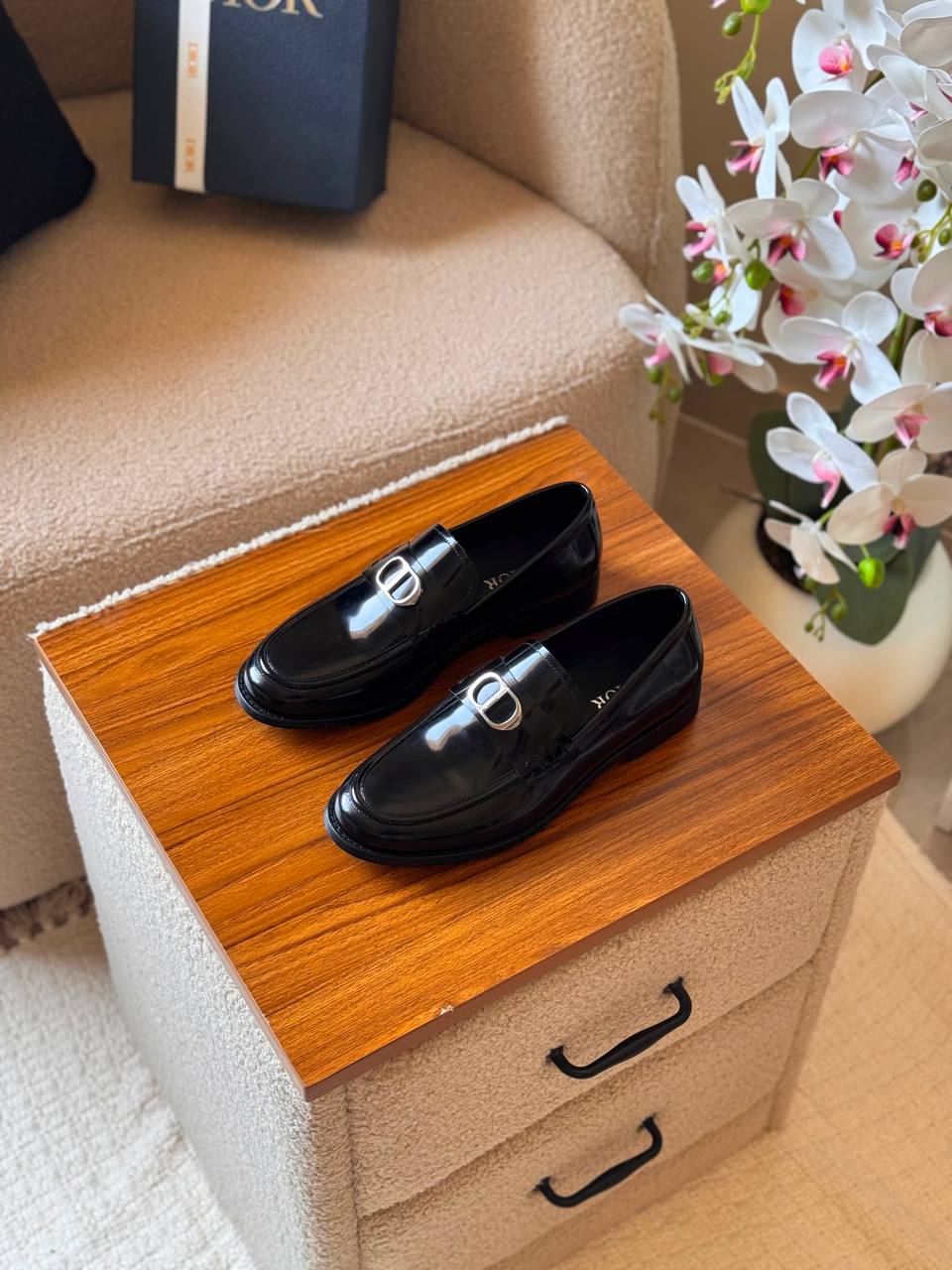 Christian Dior
*AAA QUALITY*
*size: 40 to 46*
490 dhs💓
Zain185
♥️♥️♥️