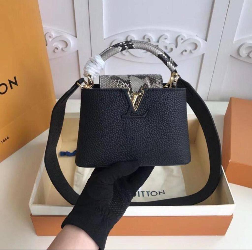LV
with box
🎁🎁🎁
good quality
105 dhs✅
Zain219
♥️♥️♥️