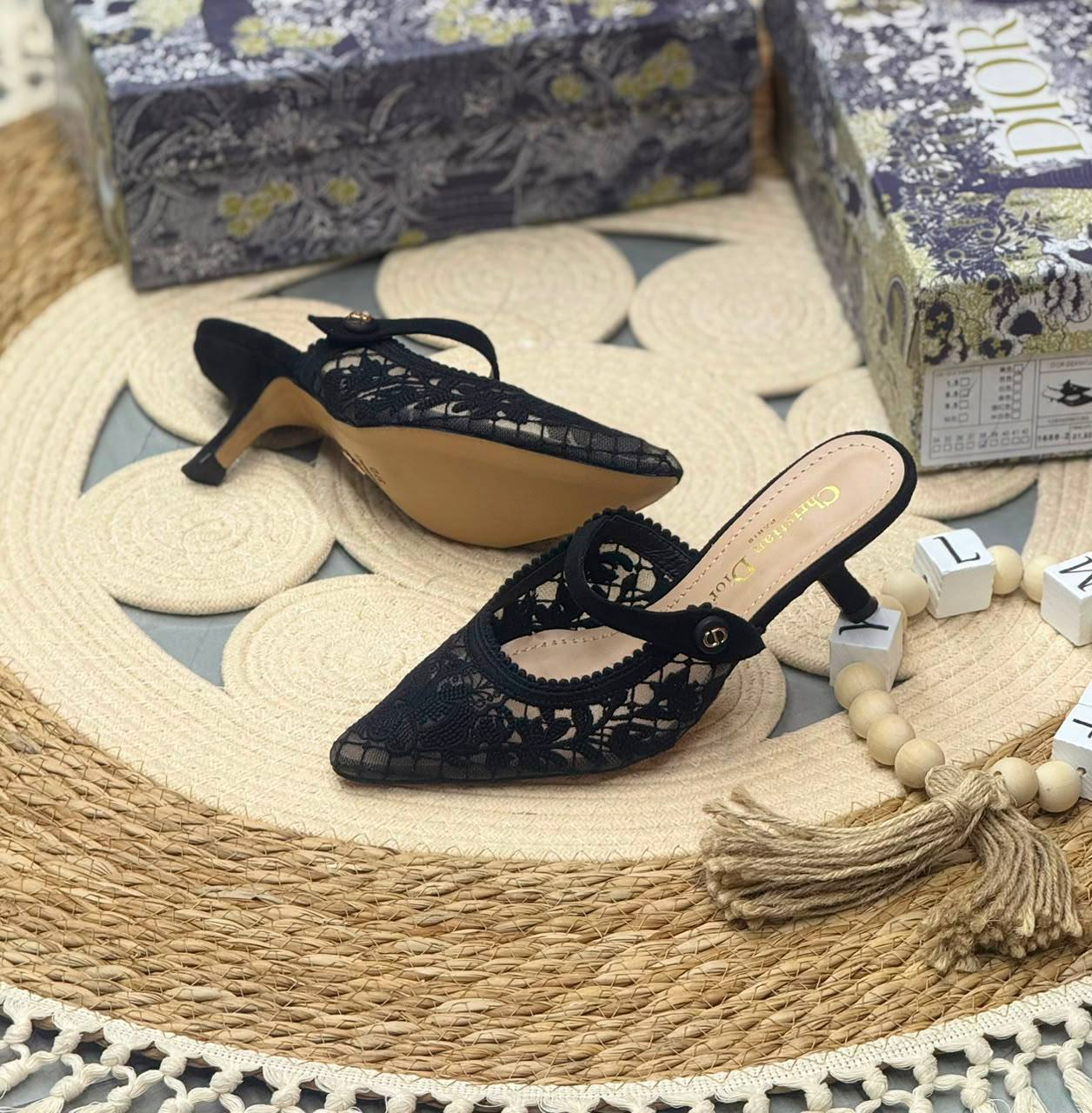 Dior
🧨. Size 36 to 41
150 dhs🇦🇪🇦🇪
Zain80
♥️♥️♥️