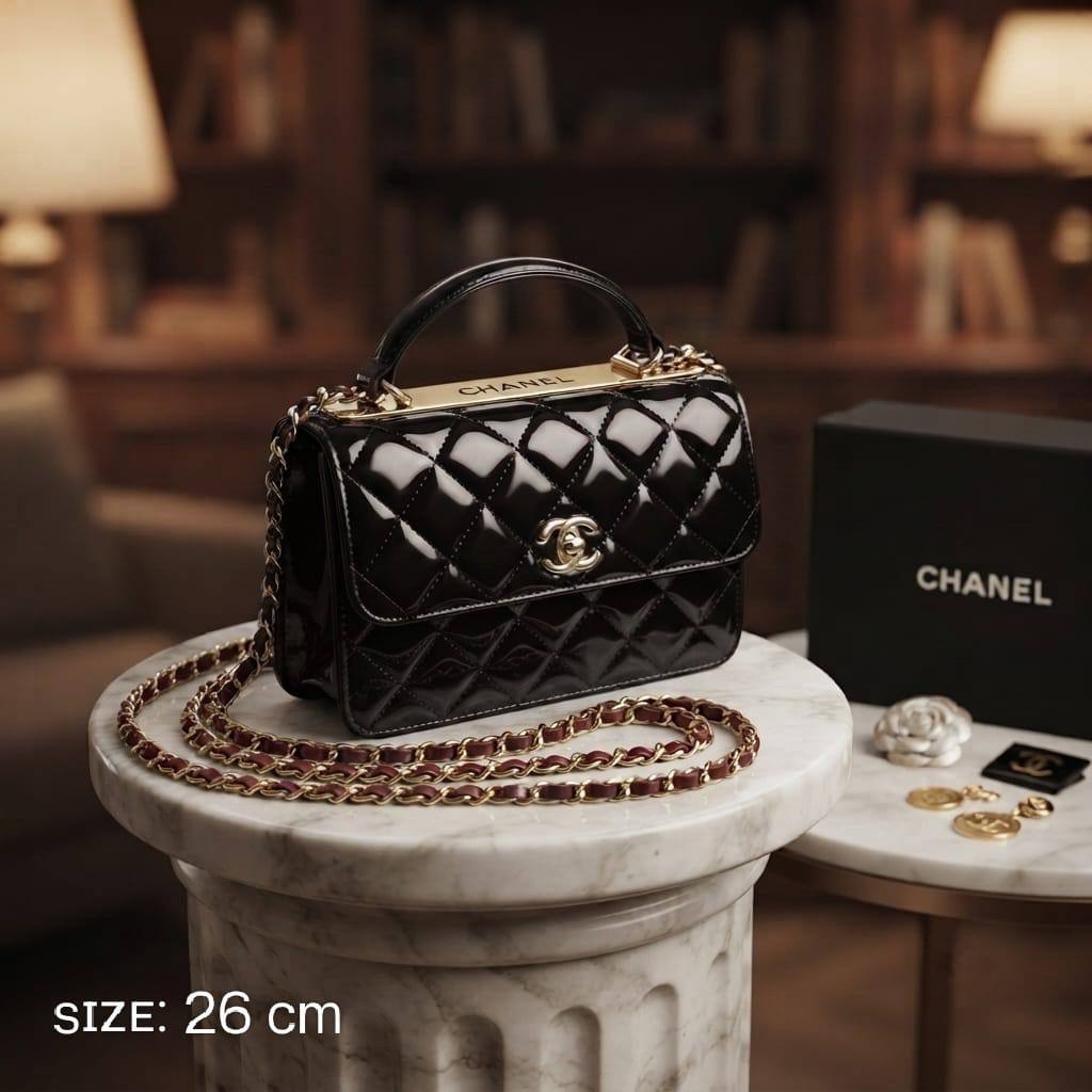 CHANEL Flap Top Handle
Patent Glossy Lambskin
Gold Hardware
With long Chain strap
Size : 26 cm
With BOX
120 dhs🇦🇪🇦🇪
Zain239
♥️♥️♥️