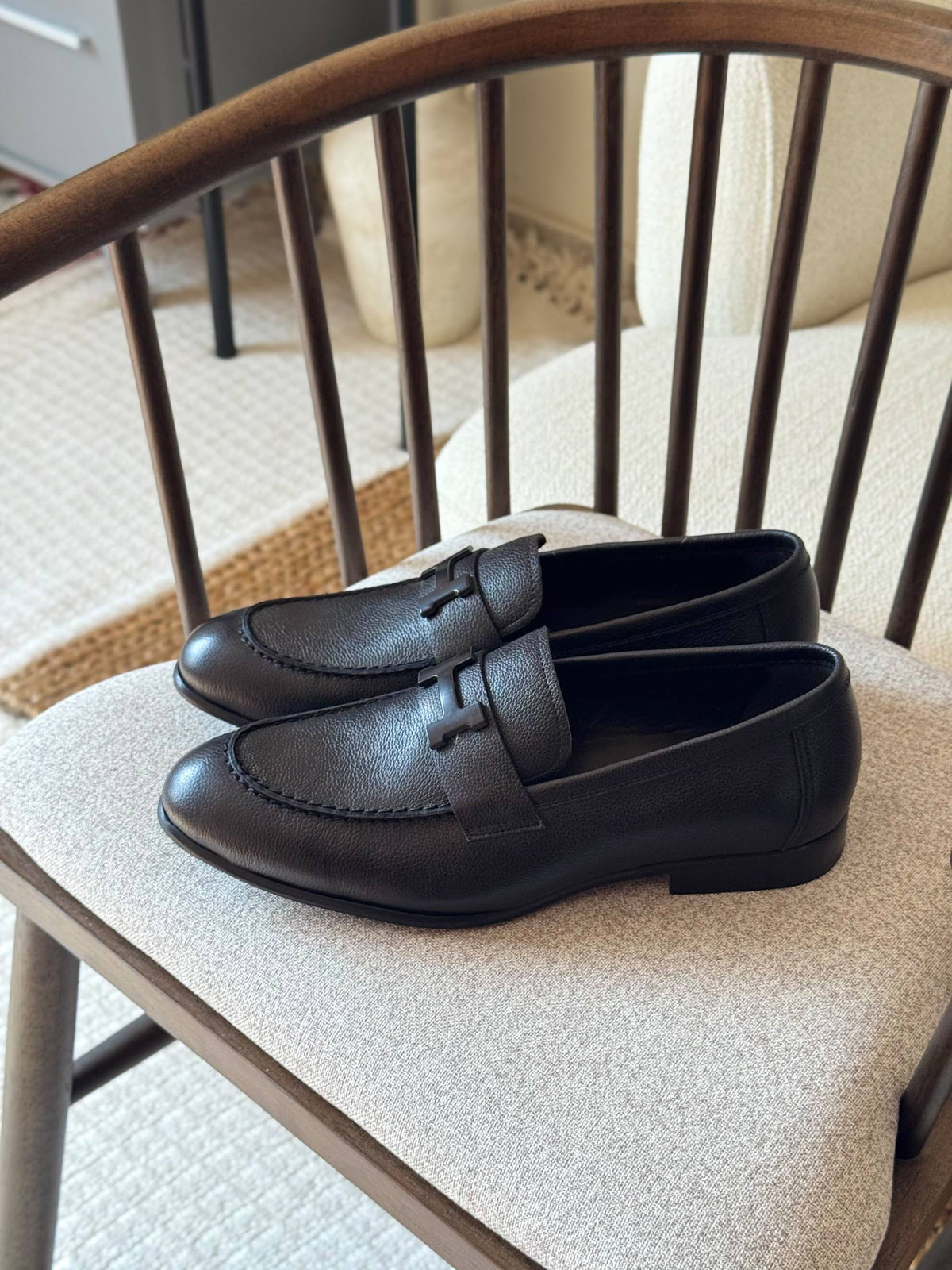 Hermes LOAFER
VIP QUALITY
SIZE: 40 TO 46
630 dhs🇦🇪🇦🇪
Zain185
♥️♥️♥️