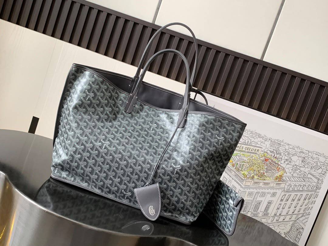 Goyard
Pattern:Goyardine Chevron Monogram
Material:Coated canvas with leather trim
Style:Tote / Shoulder Bag
Size:36cm
Quality:super master👌🏼
For Price 👇 WhatsApp✅
0568585901
0507557372
0552275751 Owner Zain 👌
Zain235
♥️♥️♥️