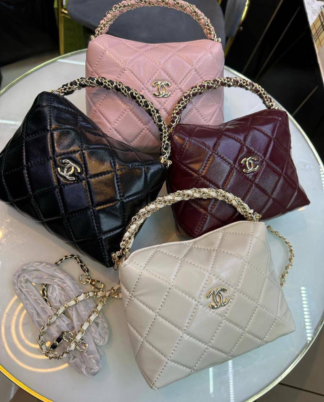 CHANEL
100 dhs💓
with box
🎁🎁🎁
Zain90
♥️♥️♥️